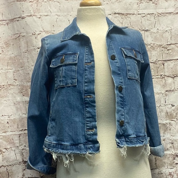 Crop Jean Jacket - Picture 2 of 6